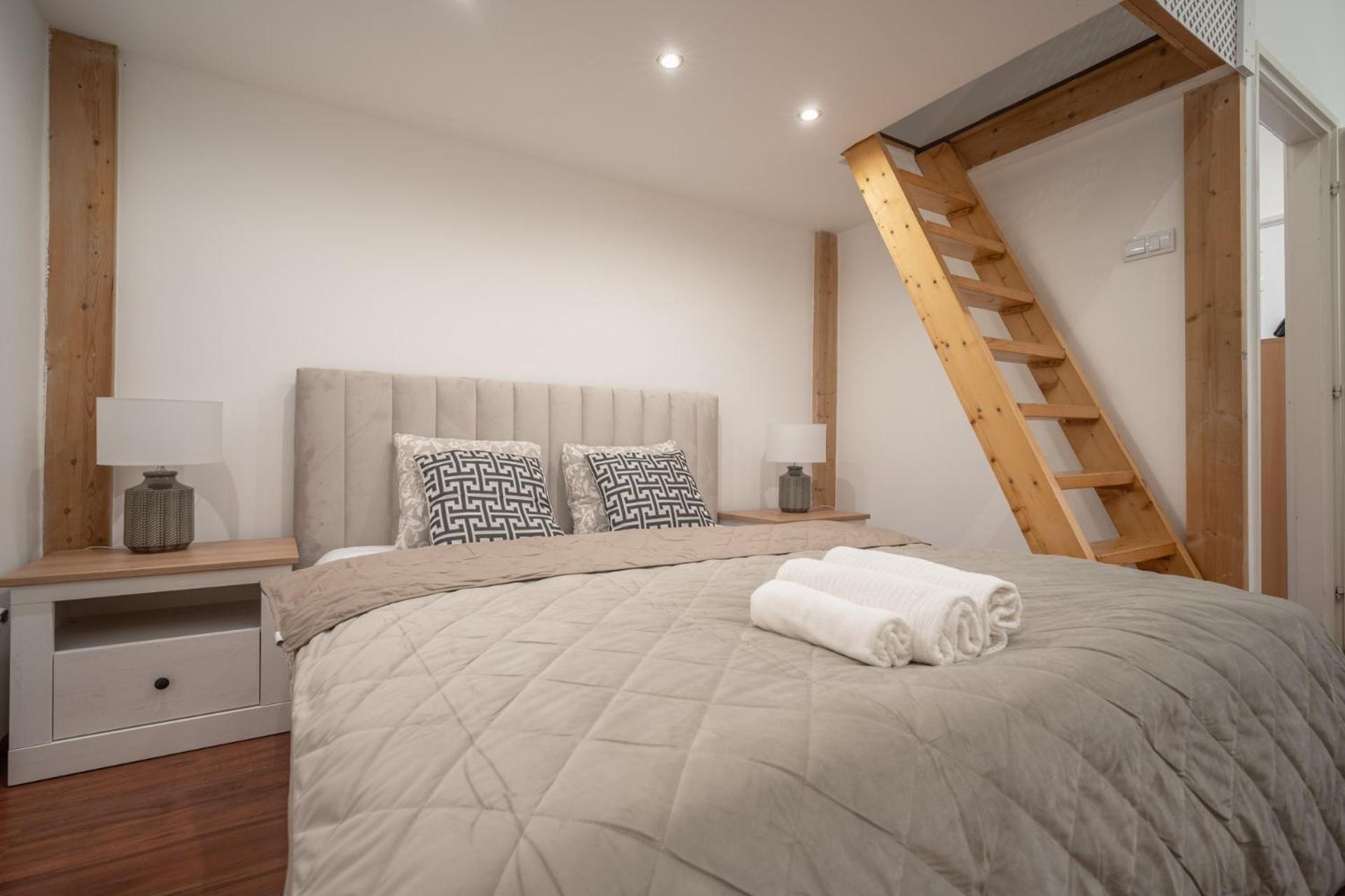 Deluxe And Cozy City Center Suite For 8Ppl Budapešť Exteriér fotografie